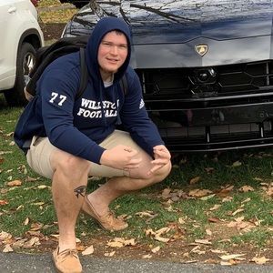 Meet your Posher, Zach